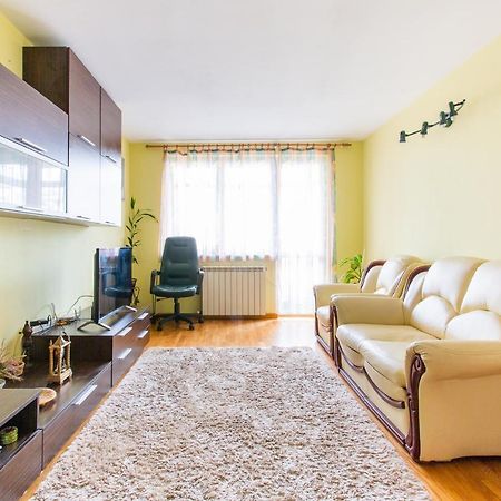 Cozy Apartment Bukarest Eksteriør billede